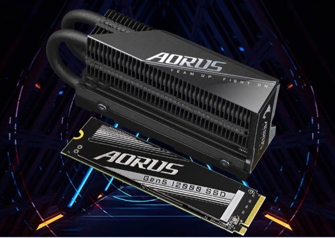 Harddisk Gigabyte AORUS Gen5 12000 1TB M.2 NVMe SSD AG512K1TB | 1TB PCIe 5.0 NVMe M.2 Internal Solid State Hard Drive with Read Speed Up to 11700MB/s, Write Speed Up to 9500MB/s