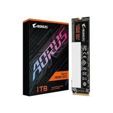 Harddisk Gigabyte AORUS Gen4 7000E 1TB SSD (AG470E1TB) | 1TB NVMe 1.4 PCIe 4.0 x4 M.2 SSD with up to 7,100MB/s read and 6,500MB/s write speeds, built with 3D TLC NAND for high performance and durability