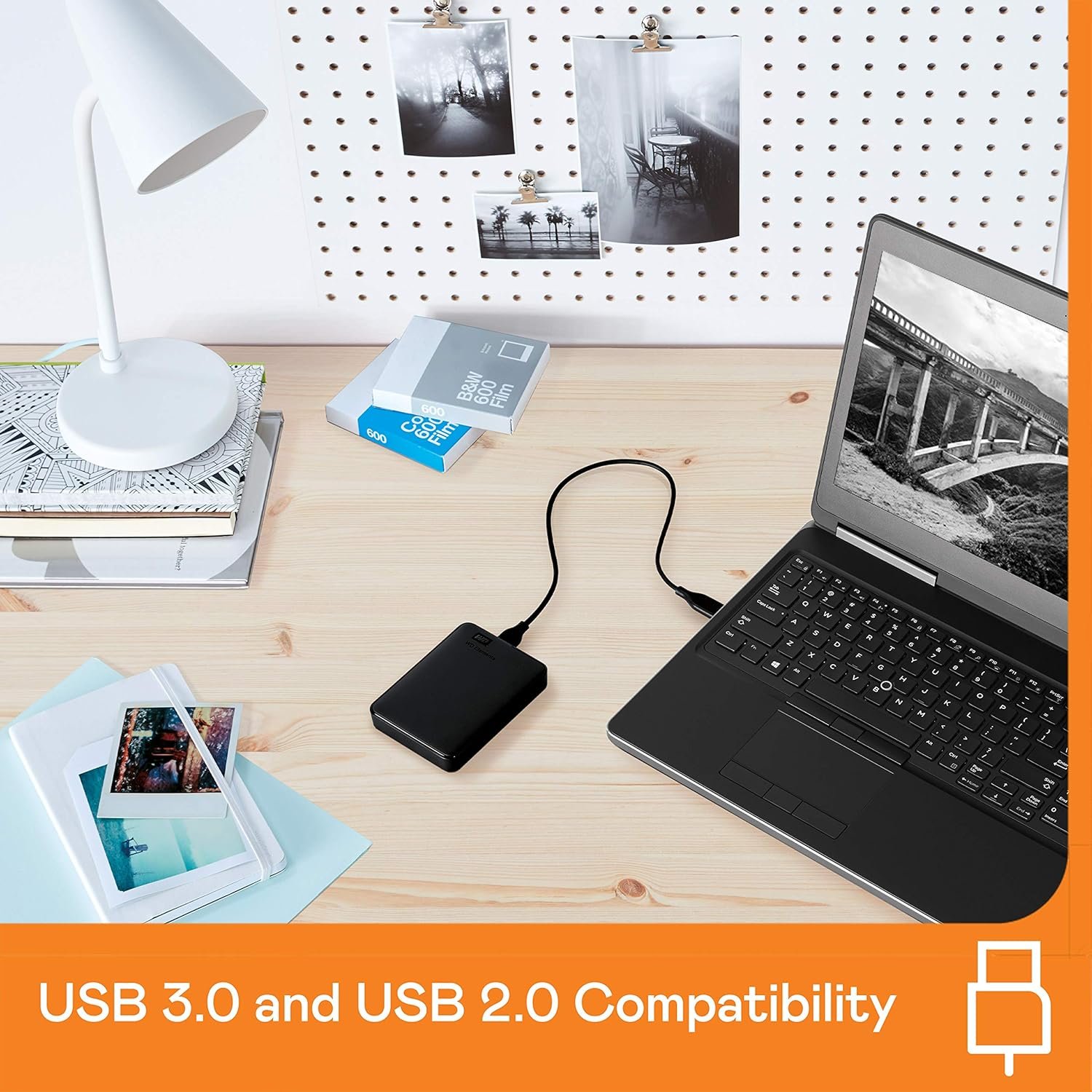 Harddisk WD Elements 1TB Portable External Hard Drive, USB 3.0, Compatible with PC, Mac, PS4 & Xbox - Black Color (WDBHHG0010BBK-EESN)